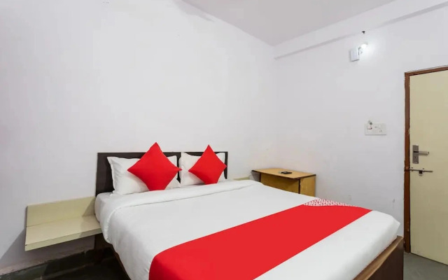 Hotel Gajanan by OYO Rooms