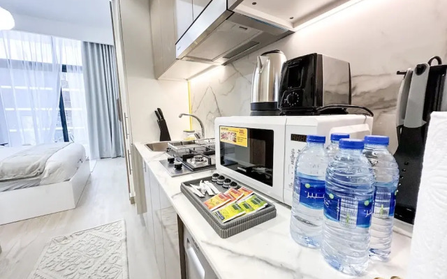 Easygo-spacious Luxury STU Azizi Rivra16