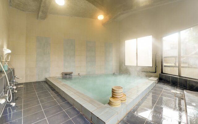 Nakanosawa Onsen Iroriyu no Yado Osakaya