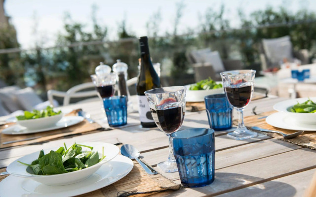 Artea by Totalstay