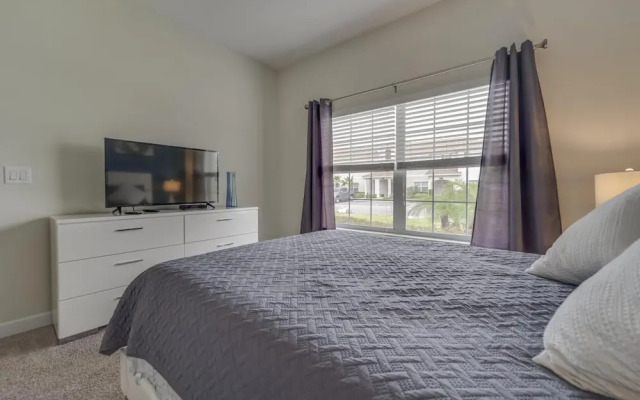 Champions Gate Resort - Modern Furnishings