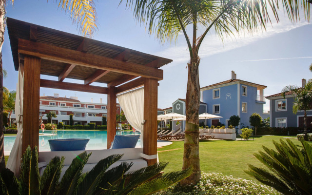 Cortijo del Mar Resort