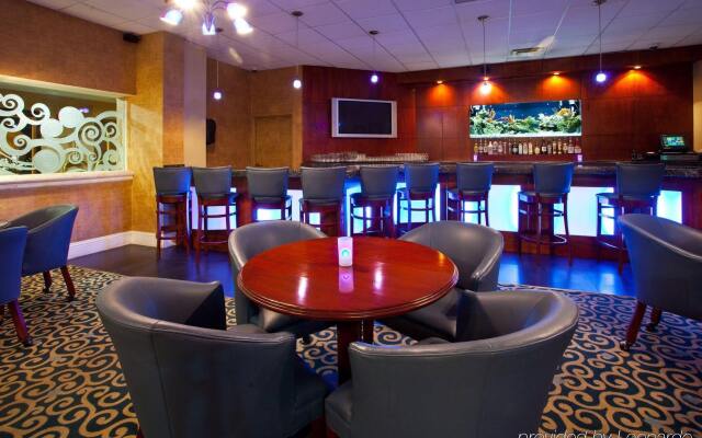 Holiday Inn Fort Lauderdale Airport by IHG