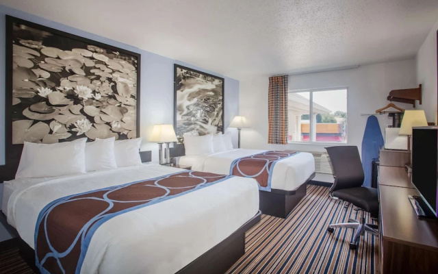 Super 8 Washington