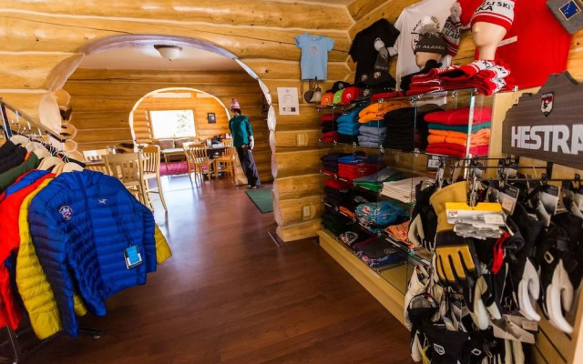 Majestic Valley Wilderness Lodge