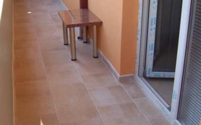 Kire Apartments
