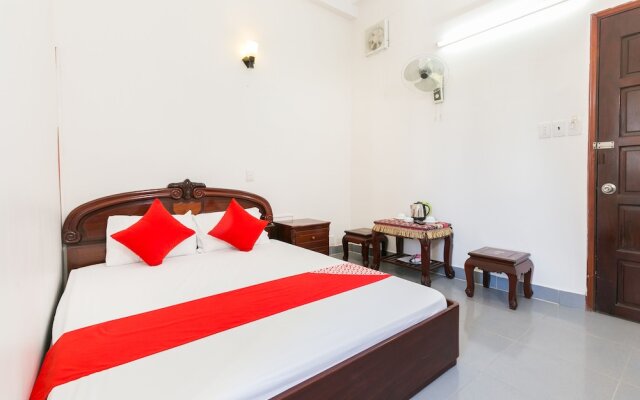 OYO 692 Trang Pham Hostel