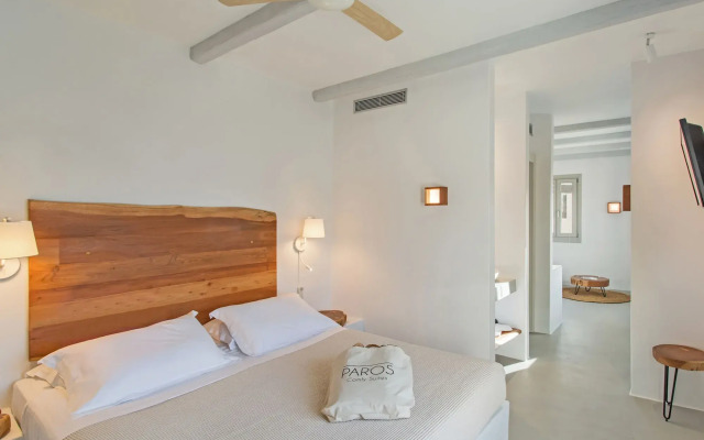 Paros Comfy Suites