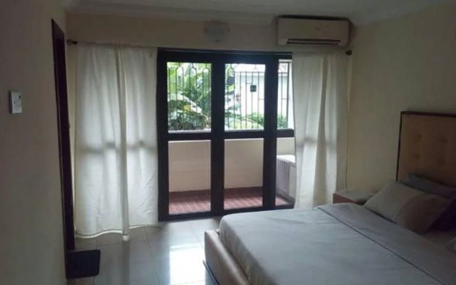 Chapter 1 Luxury Suites