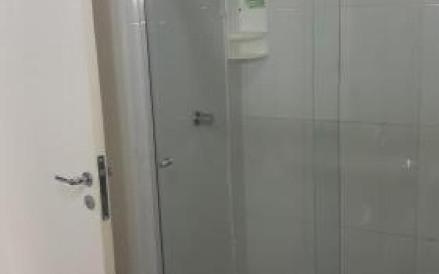 Apto Ingleses à 50mts da praia