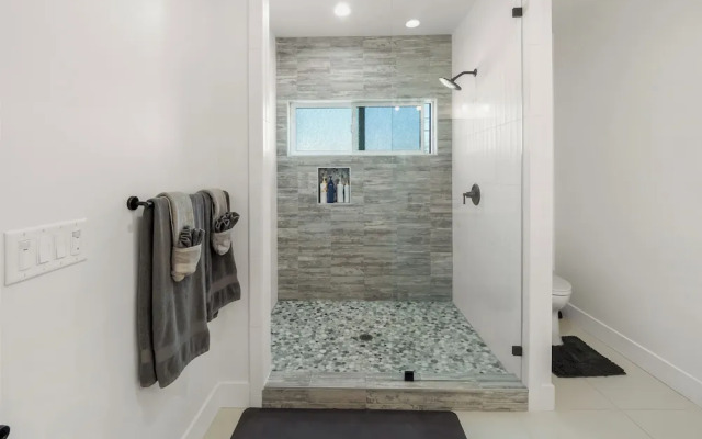 Rise Suites Oceanside