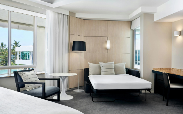 Sheraton Grand Mirage Resort, Gold Coast – Guest Rooms – Gold Coast