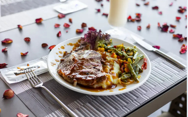 Artan Suites Apart Hotel