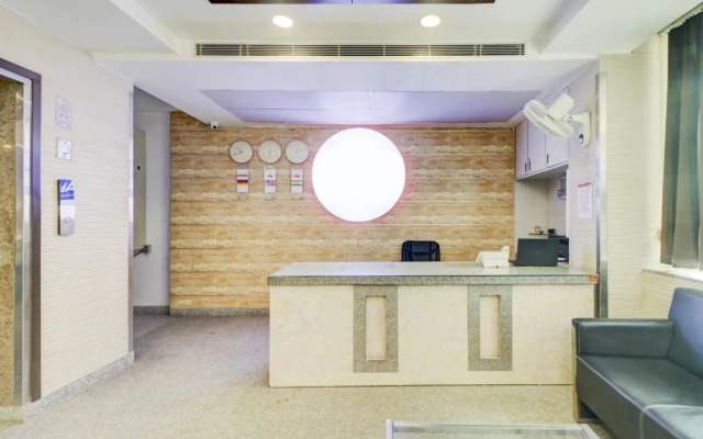 Hotel Libet by OYO Rooms