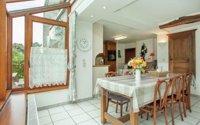 Spacious Holiday Home in Humain with Garden