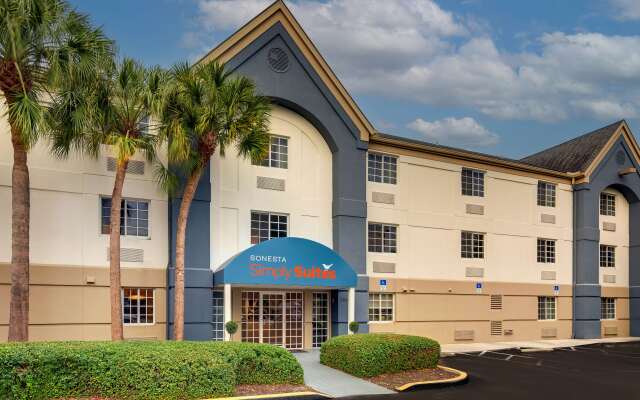 Sonesta Simply Suites Miami Airport Doral