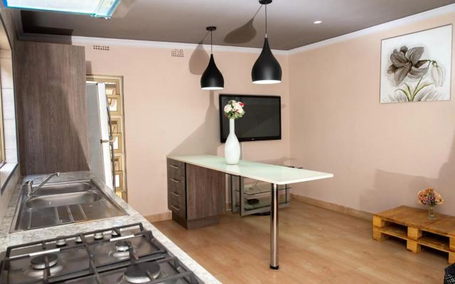 Cheerful and luxurious 4 bedroom villa with a pool.