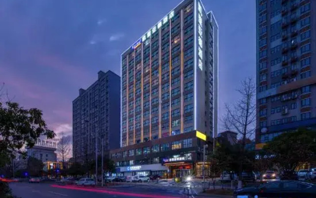 Kyriad Hotel