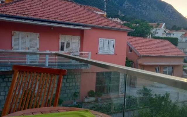 Superb Studio Flat in Prčanj Montenegro