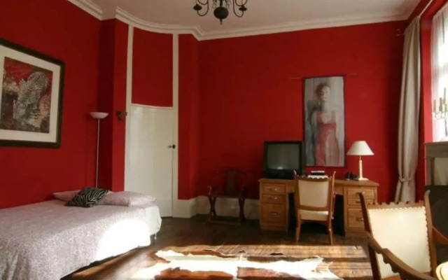 Pradia's Modern Retreat