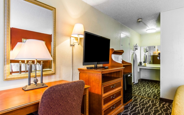 Comfort Suites Cullman I-65 Exit 310