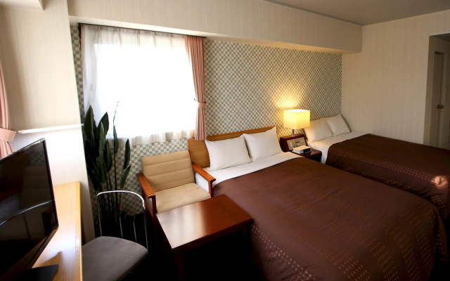Hotel Livemax Chitose