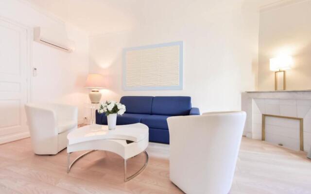 SERRENDY Heart of Cannes 2 minutes Croisette 5 minutes Palais