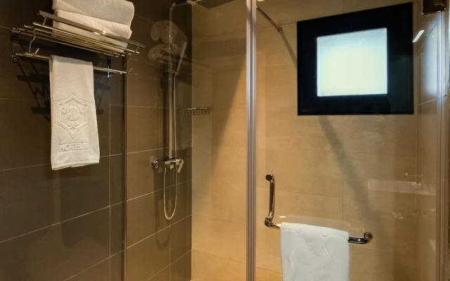 AD Hotel Pont d Hydra