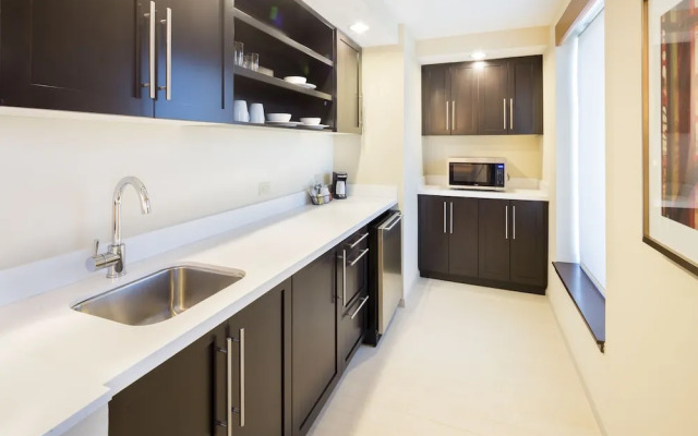 Hyatt Place Pensacola Airport