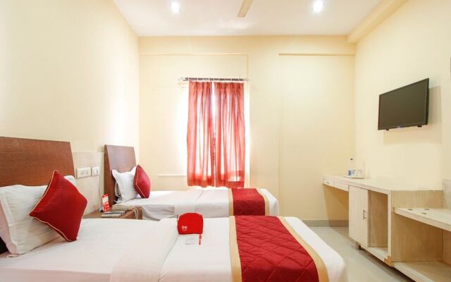 OYO 1520 Hotel Tourist Plaza