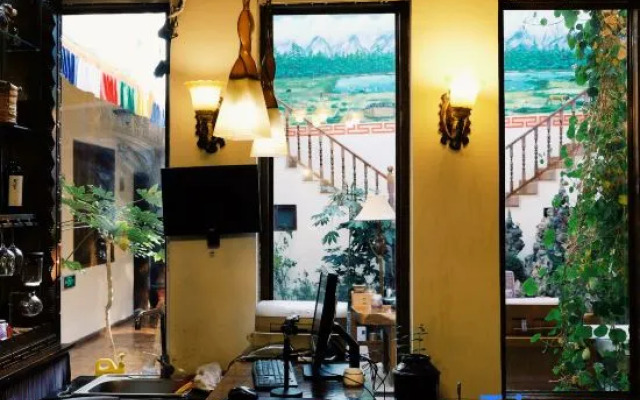 Shangri-La Lancy Centre