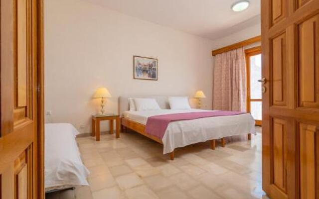 Elman Hotel