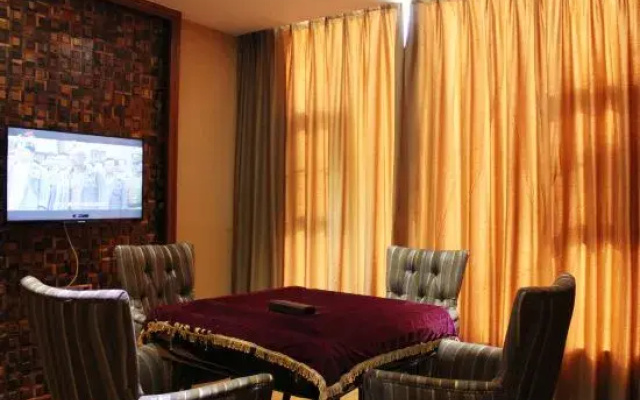 Jin Debao Kaiyue International Hot Spring Resort Hotel