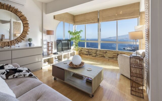 HomeLike Panoramic Sea Views Loft Wifi