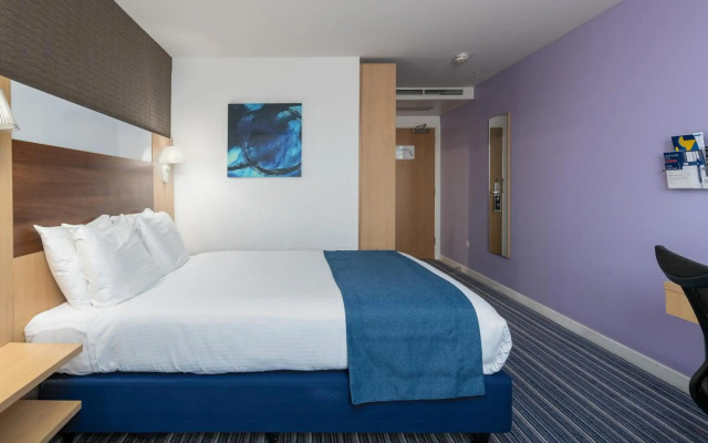 Holiday Inn Express Leigh - Sports Village by IHG
