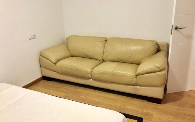 Apartment With 3 Bedrooms In Salou