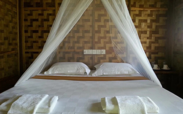 Ngwe Saung Garden Guest House