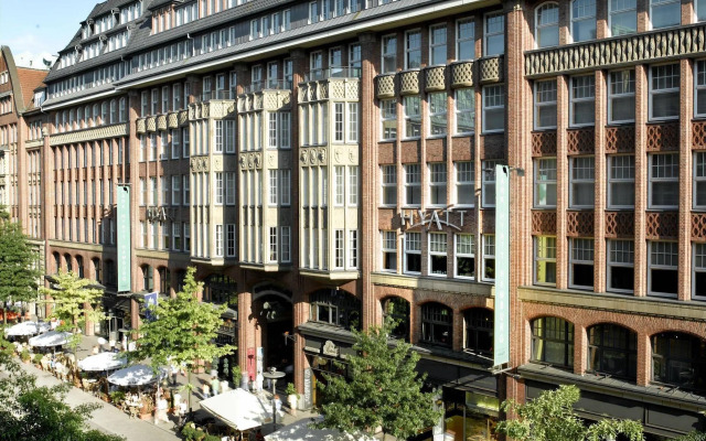 Conrad Hamburg