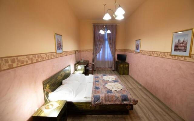 Hotel Victor