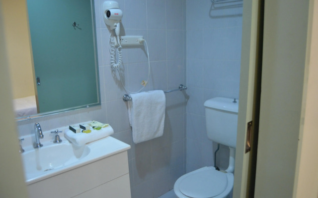 Devere Hotel