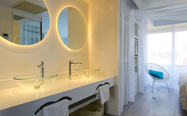 Apartamentos Portu Saler