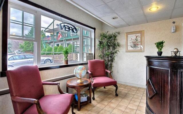 Americas Best Inn Lake George