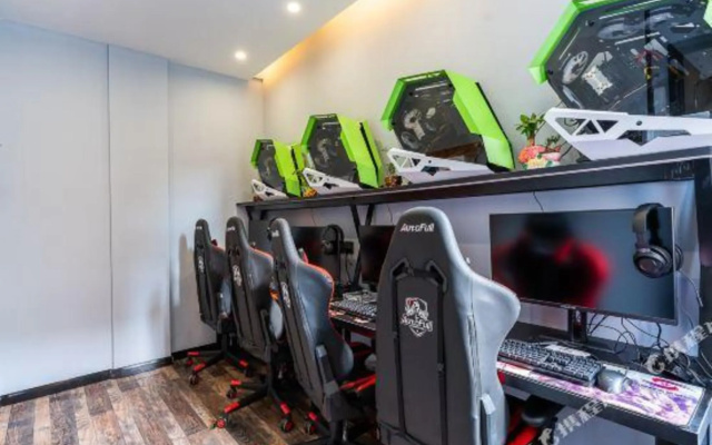 Ninghai fengxuelou  electronic sports  hotel