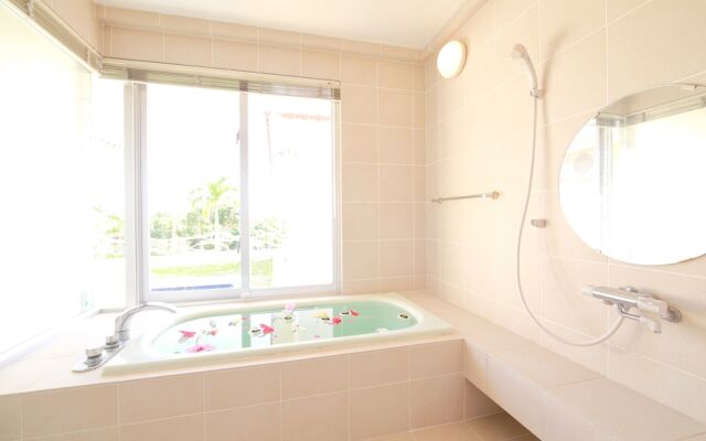 Ishigaki Island HEKI igusa villa