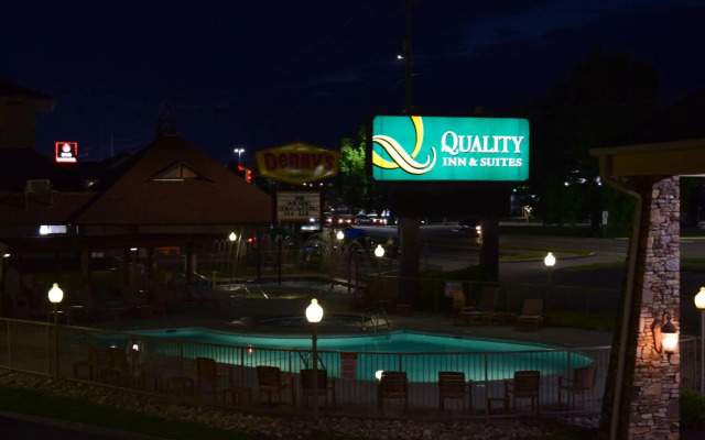 Quality Inn And Suites Dollywood