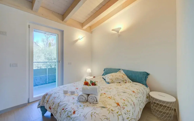 Mirabelle in Dro With 3 Bedrooms and 2 Bathrooms