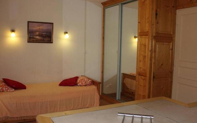 Appartement Gruissan, 2 pièces, 4 personnes - FR-1-229-98