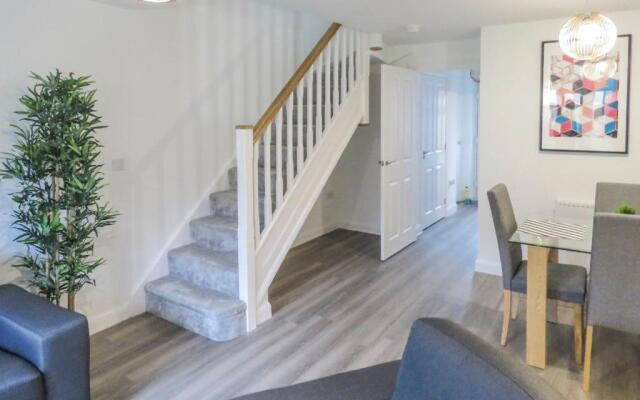 Tudors eSuites Two Bedroom House