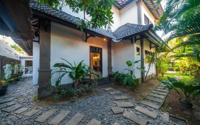 Villa Este, Seminyak
