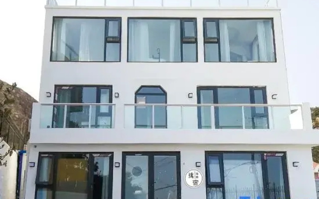 Proudhouse oceanperch